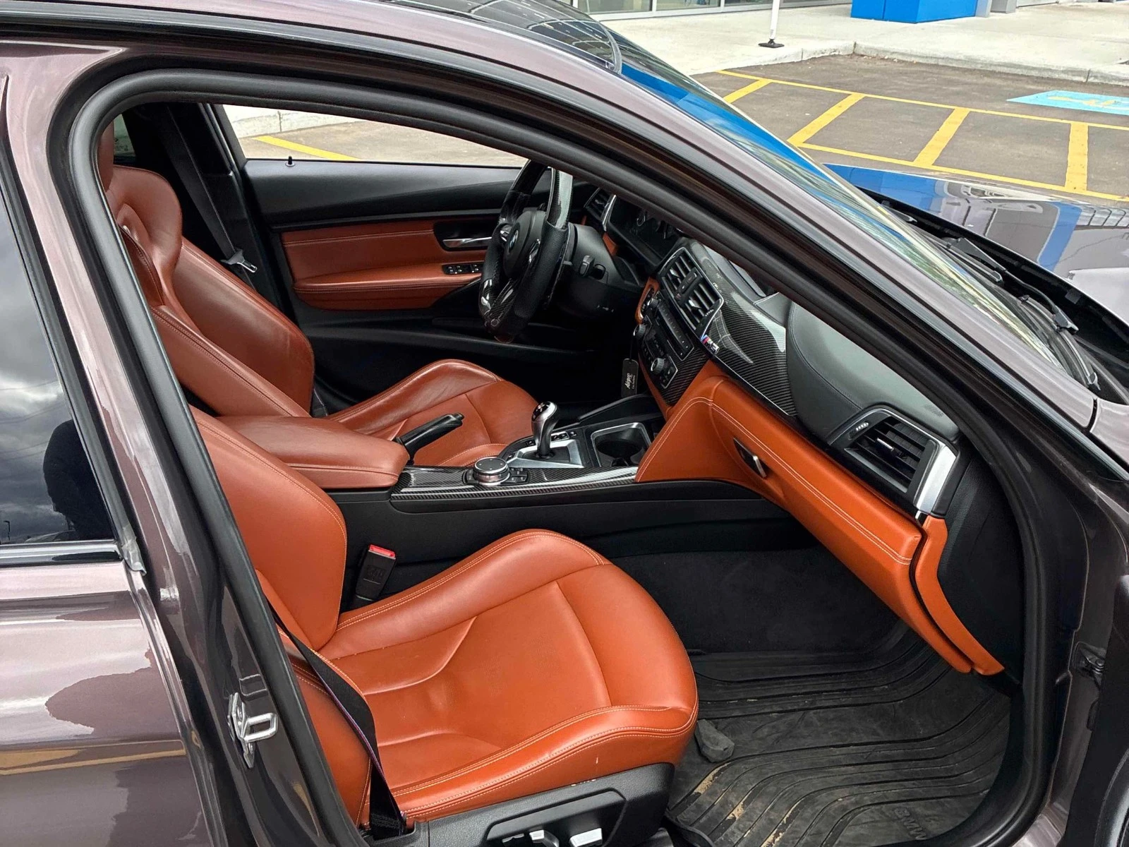 BMW M3 Individual Single TurboАвтокредит Цена до България, снимка 10 - Автомобили и джипове - 55584085
