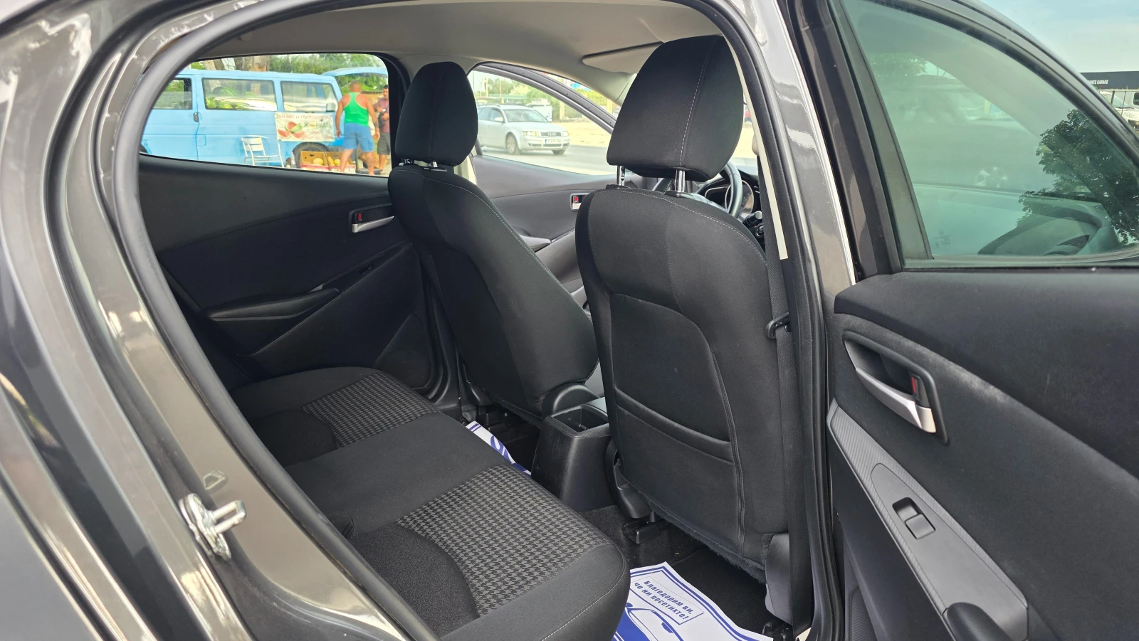 Mazda 2 КАТО НОВА/FUL-FUL, снимка 9 - Автомобили и джипове - 55677885