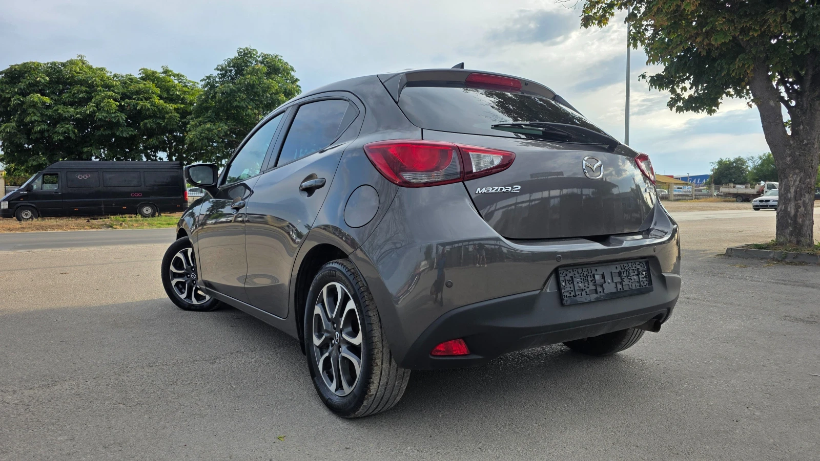 Mazda 2 КАТО НОВА/FUL-FUL, снимка 4 - Автомобили и джипове - 55677885