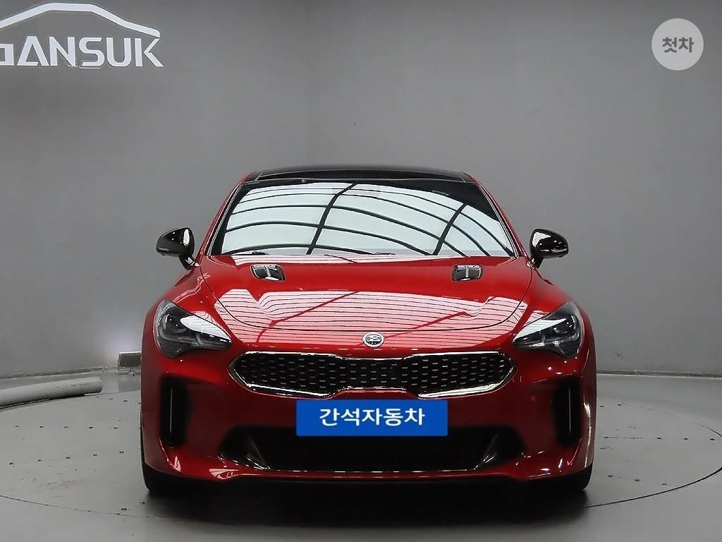 Kia Stinger 2019 3.3 Turbo GT AWD, снимка 2 - Автомобили и джипове - 56125869