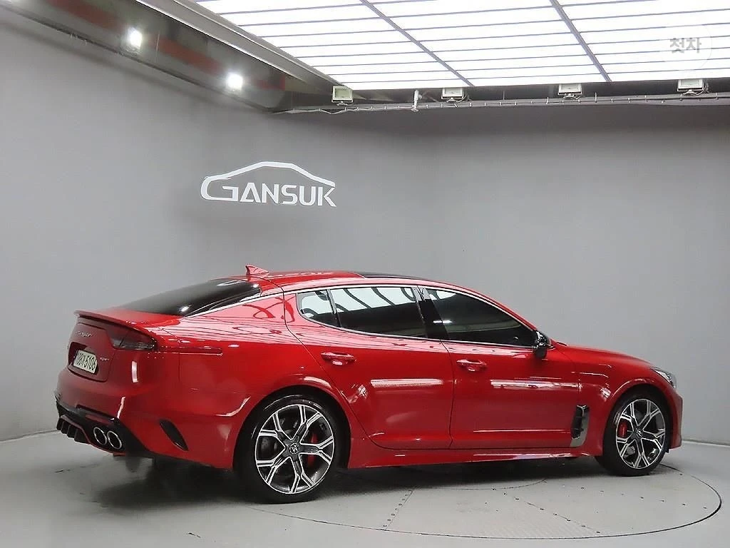 Kia Stinger 2019 3.3 Turbo GT AWD, снимка 4 - Автомобили и джипове - 56125869