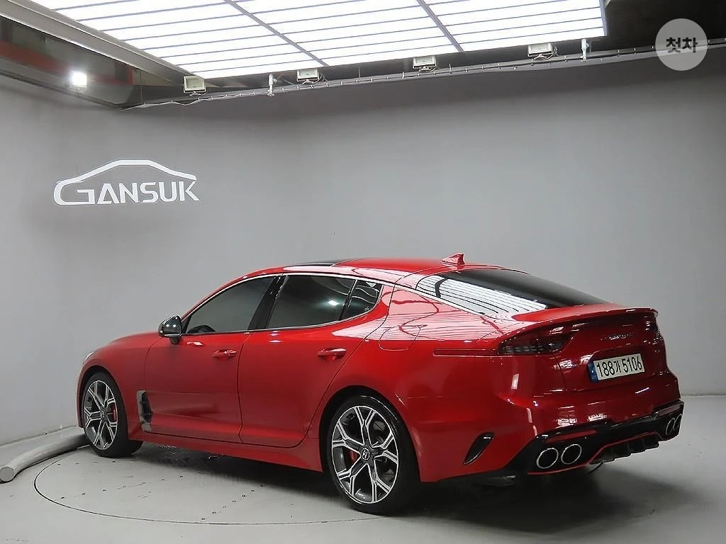 Kia Stinger 2019 3.3 Turbo GT AWD, снимка 3 - Автомобили и джипове - 56125869