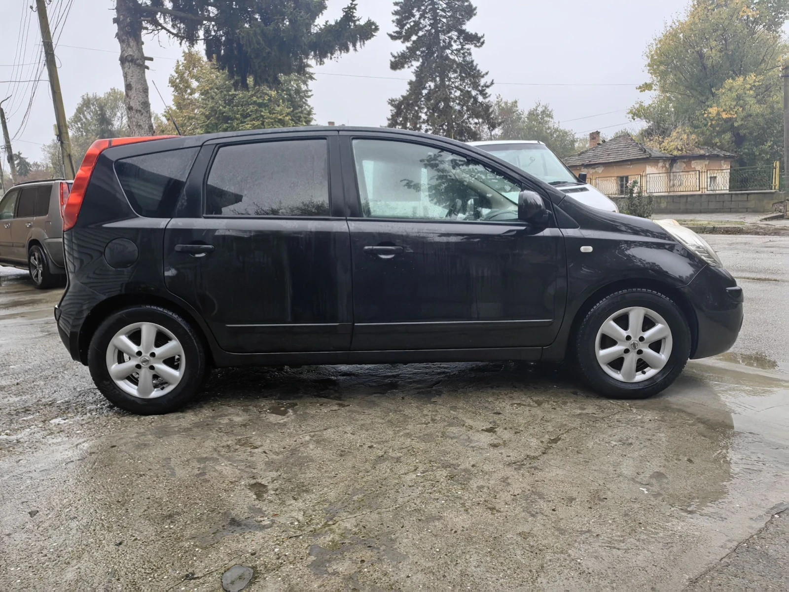 Nissan Note 1.4i 80kc BENZIN!! , снимка 7 - Автомобили и джипове - 56745400
