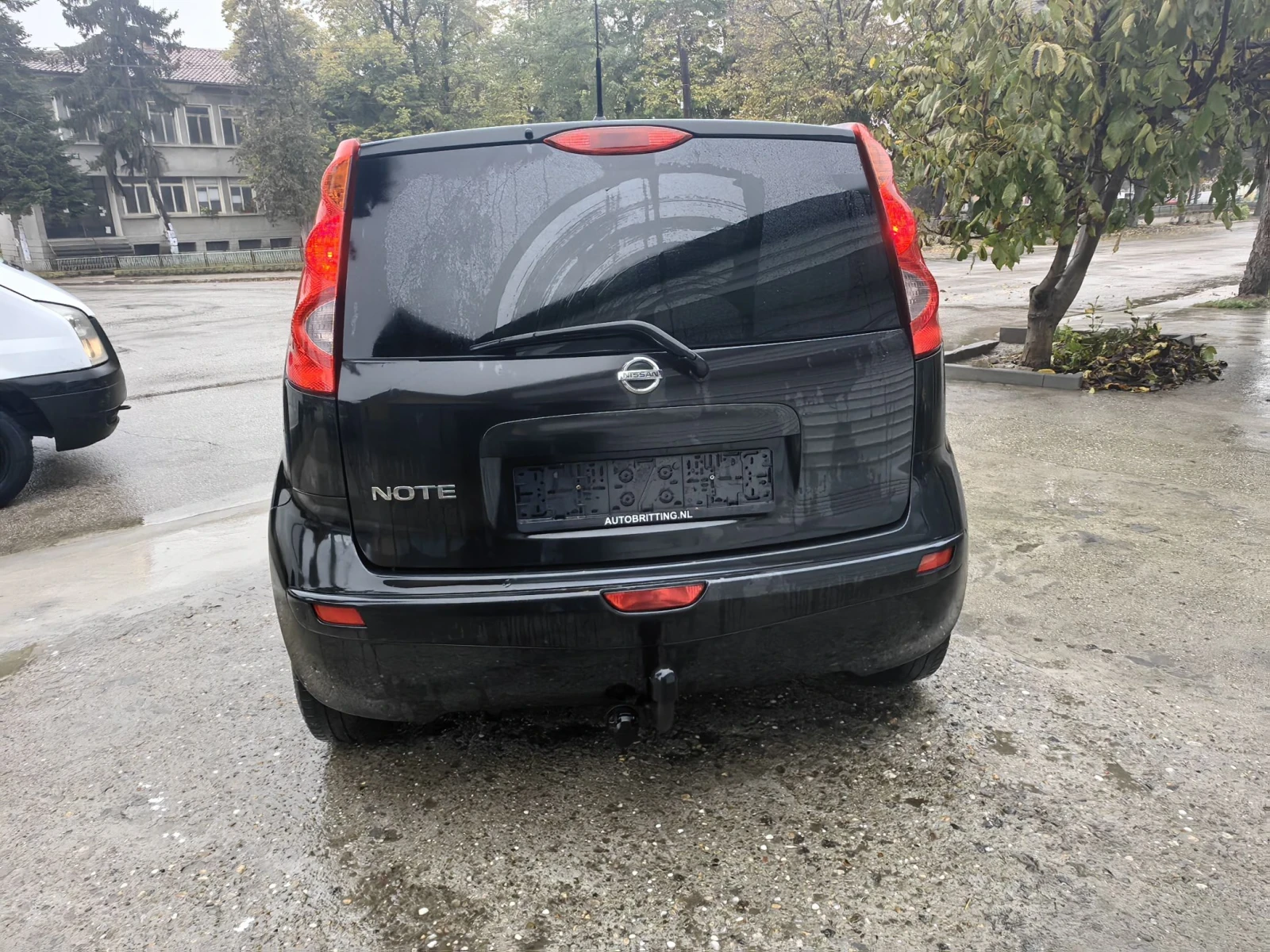 Nissan Note 1.4i 80kc BENZIN!! , снимка 4 - Автомобили и джипове - 56745400