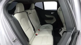 Volvo XC40 * 2.0 B4 Ultra Dark* , снимка 4