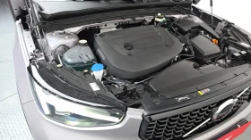 Volvo XC40 * 2.0 B4 Ultra Dark* , снимка 14