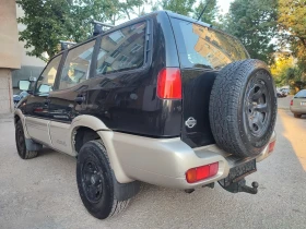 Nissan Terrano 2.4i* 116кс* , снимка 4