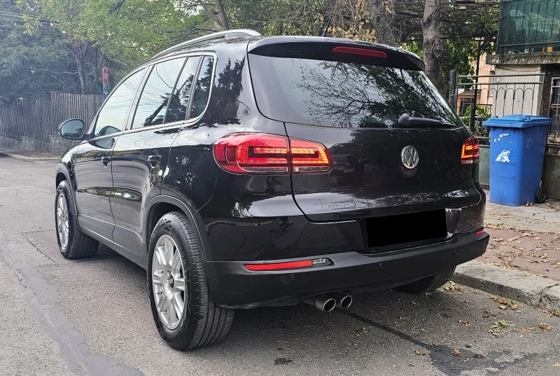 VW Tiguan R Line 2.0 TSI /7-DSG / 4MOTION / TOP, снимка 3 - Автомобили и джипове - 47536478