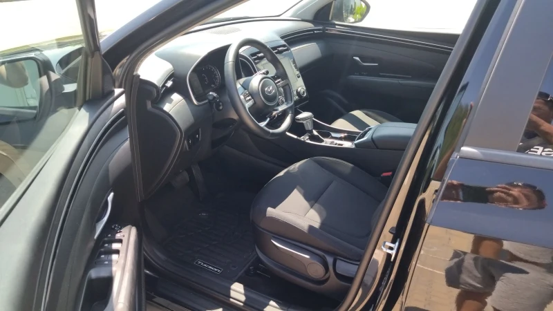 Hyundai Tucson 2.5 i HTRAC AWD 4x4 37000KM., снимка 8 - Автомобили и джипове - 51543448