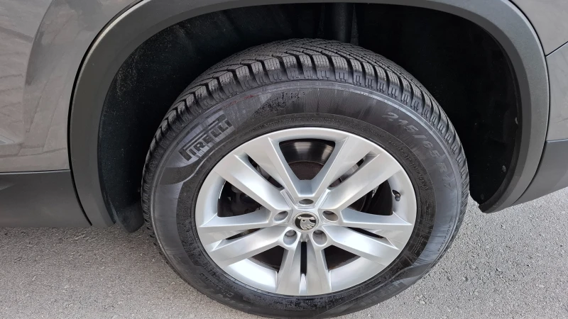Skoda Kodiaq Facelift 2.0TDI, TOP, 7места+        KeylessGo DSG, снимка 17 - Автомобили и джипове - 51913350