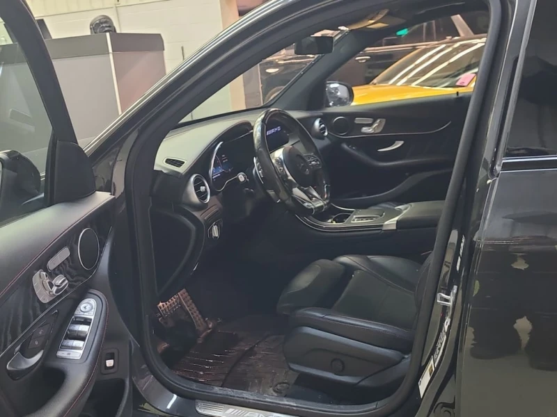 Mercedes-Benz GLC * AMG 43 * CARFAX * БЕЗ ПЪРВОНАЧАЛНА ВНОСКА, снимка 5 - Автомобили и джипове - 52694799