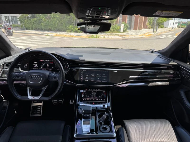 Audi SQ8 4.0 DHV Automatic, снимка 8 - Автомобили и джипове - 55779700