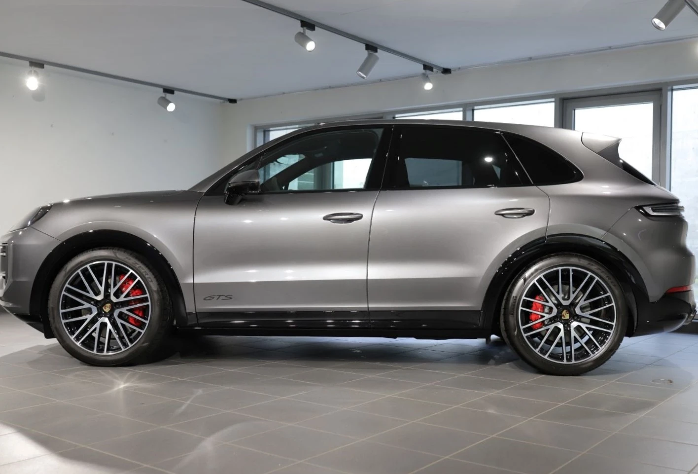 Porsche Cayenne GTS/FACELIFT/SPORT CHRONO/BOSE/LIFT/360/HEAD UP/22 - изображение 4