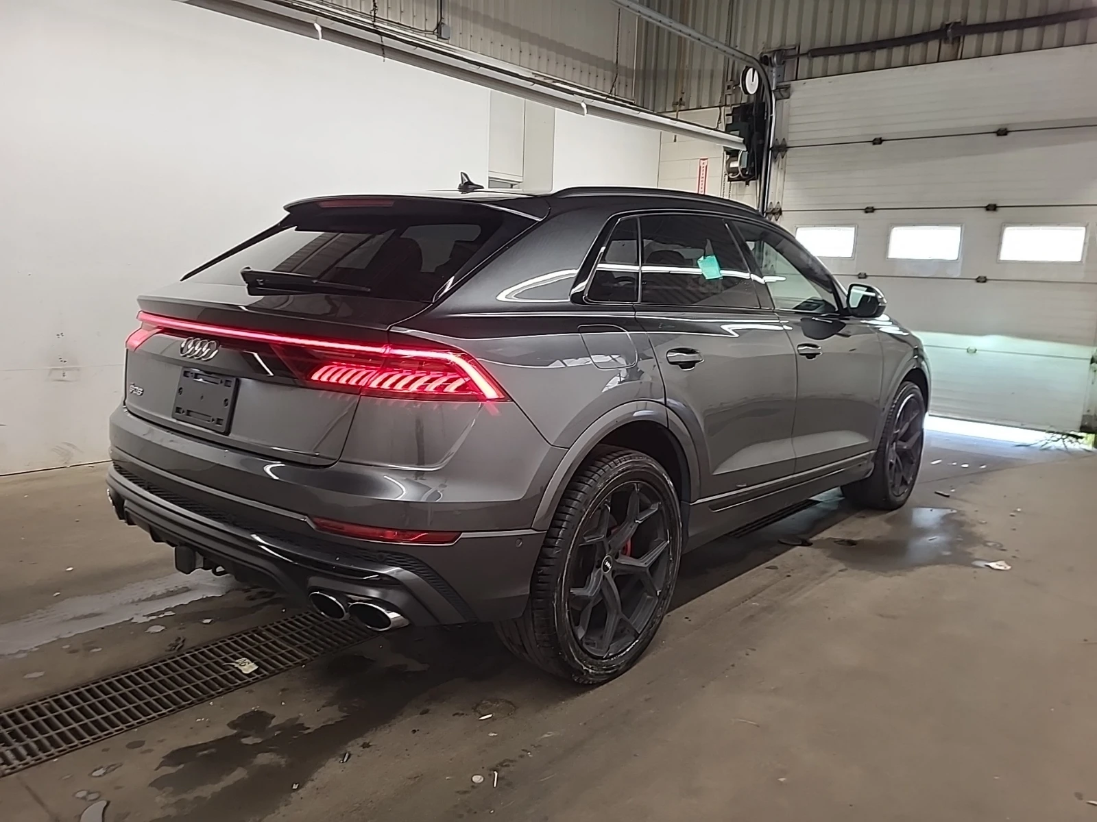 Audi SQ8 * CARFAX * АвтоКредит * Цена до България*  - изображение 3