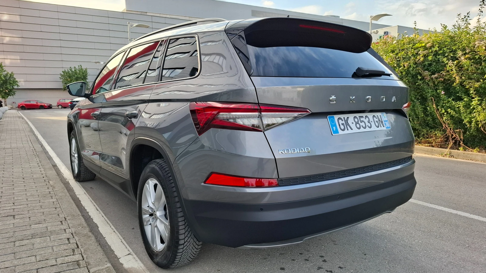 Skoda Kodiaq 2.0TDI, TOP, 7места+ KeylessGo DSG - изображение 6