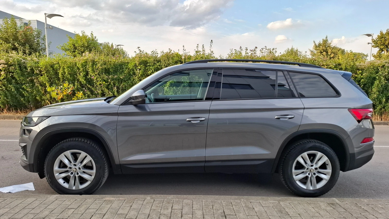 Skoda Kodiaq 2.0TDI, TOP, 7места+ KeylessGo DSG - изображение 7