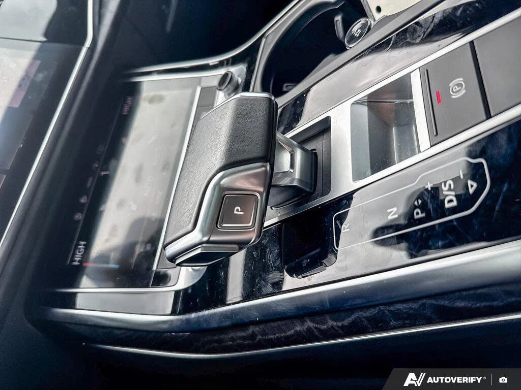 Audi Q7 remium* 45 TFSI* АвтоКредит* (ЦЕНА ДО БГ), снимка 14 - Автомобили и джипове - 54001443