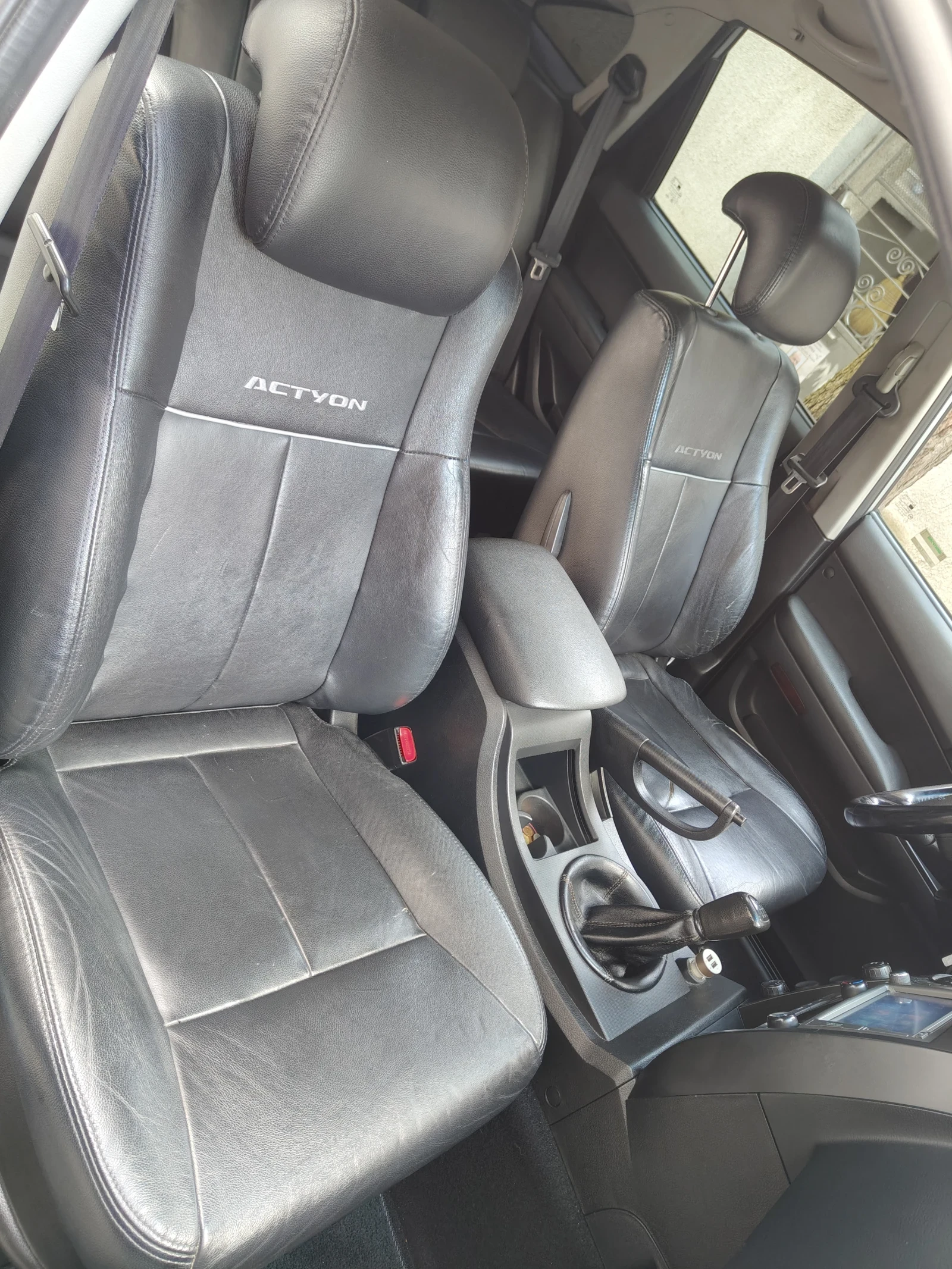 SsangYong Actyon, снимка 15 - Автомобили и джипове - 54082688