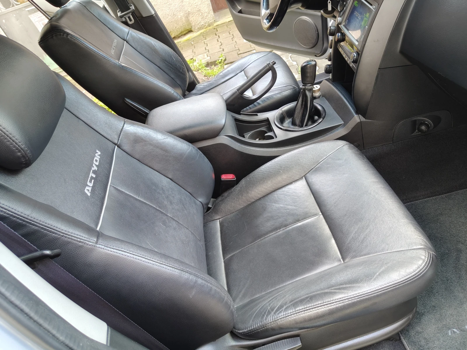 SsangYong Actyon, снимка 8 - Автомобили и джипове - 54082688