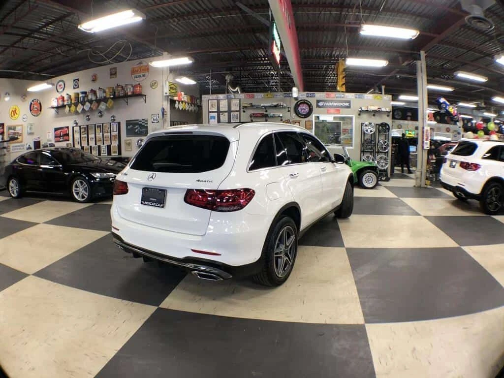 Mercedes-Benz GLC * 300 AMG PKG 4MATIC LEATHER PAN/ROOF NAV CAMERA *, снимка 8 - Автомобили и джипове - 54093958