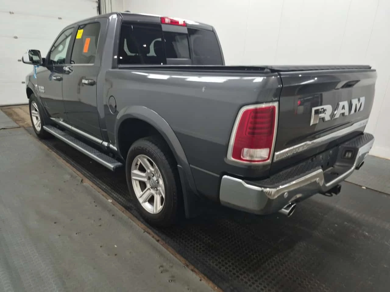 Dodge RAM 1500 * Limited * 2 КЛЮЧА * ПОДГРЕВ * ПАМЕТ * NAVI, снимка 2 - Автомобили и джипове - 54585950