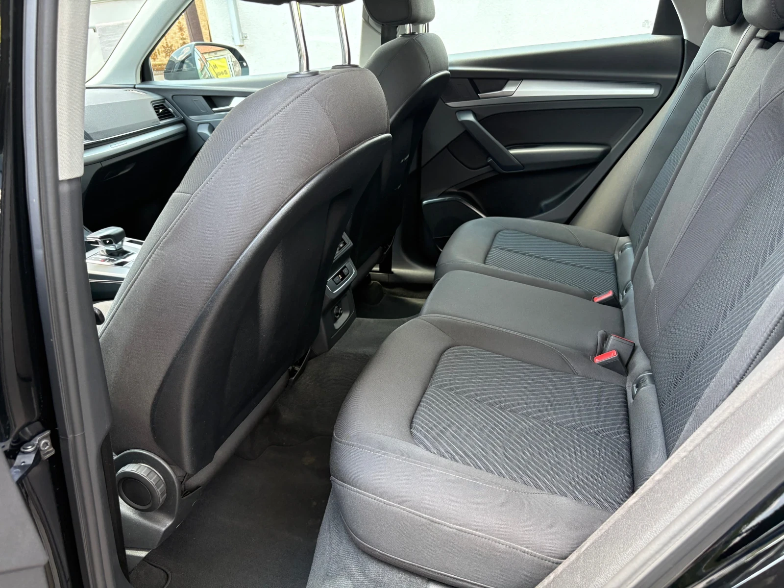 Audi Q5 40TDI 2021Г NEW FACE  Qattro Distr LED Assist, снимка 11 - Автомобили и джипове - 55382338