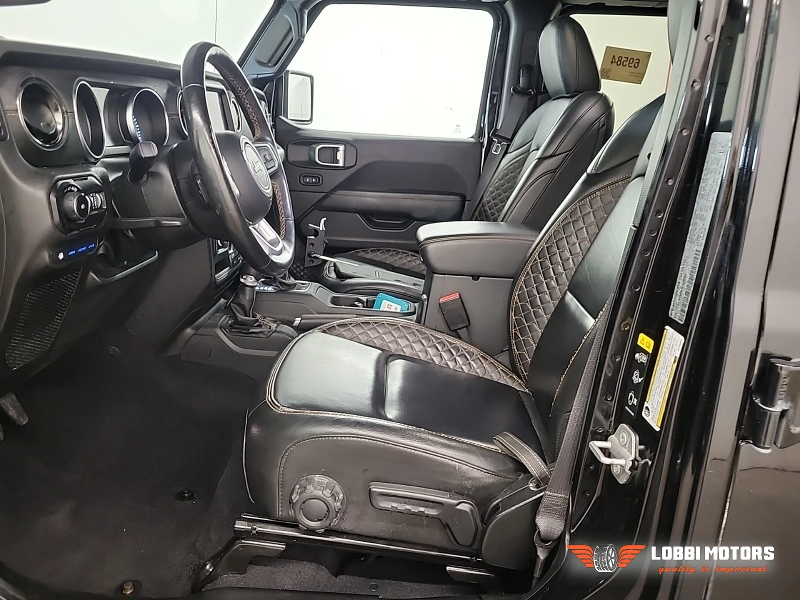 Jeep Wrangler, снимка 5 - Автомобили и джипове - 56098741
