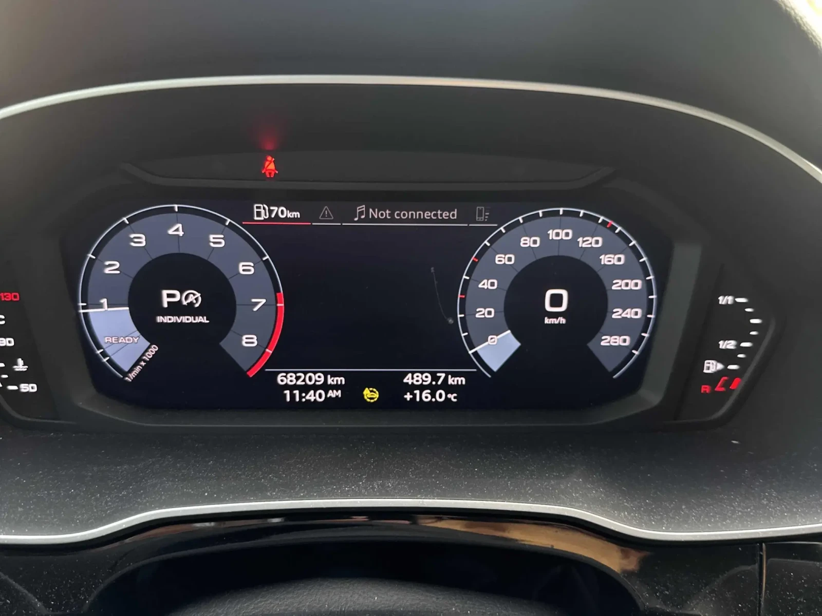 Audi Q3 Progressiv / Distronic / Led / Carfax, снимка 7 - Автомобили и джипове - 56315080