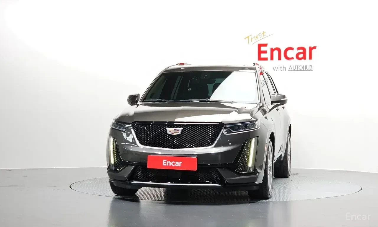 Cadillac XT6 3.6 AWD* BOSE* 360 КАМЕРИ* КРАЙНА ЦЕНА* , снимка 2 - Автомобили и джипове - 56654899