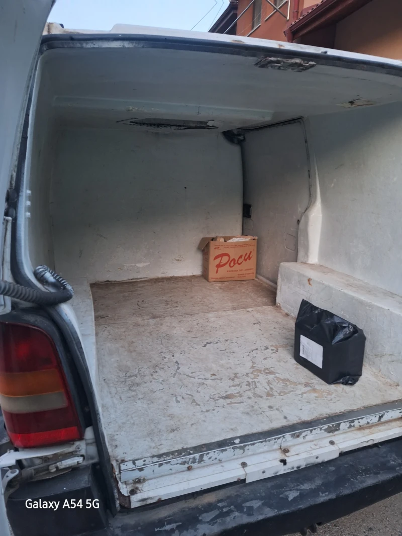 Mercedes-Benz Vito Хладилен бус Мерцедес Вито, снимка 7 - Бусове и автобуси - 53157433