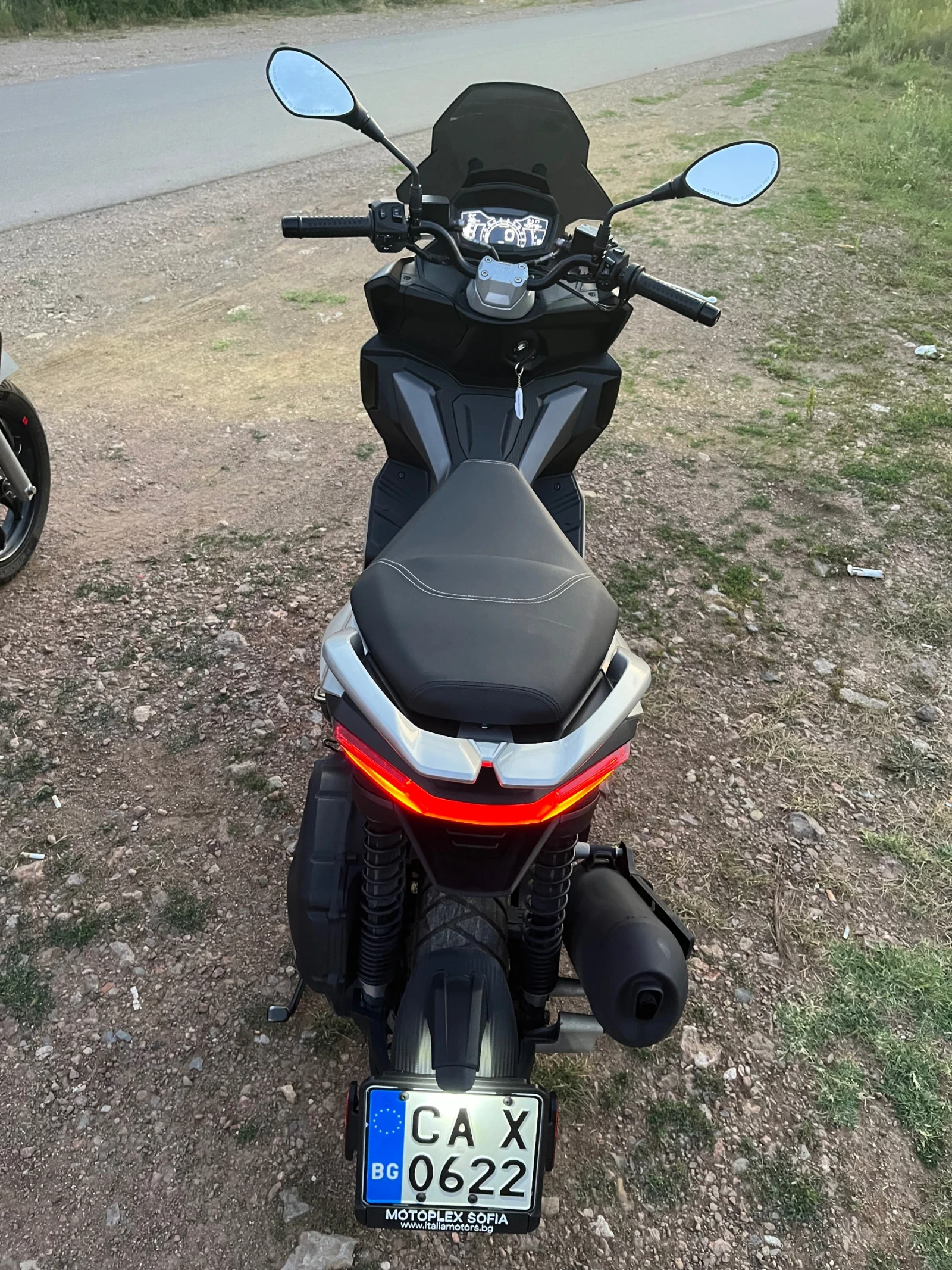 Aprilia Sr GT 200 - изображение 10