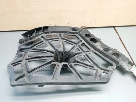 Водач, държач задна броня десен Рено Гранд Сценик 1.4т