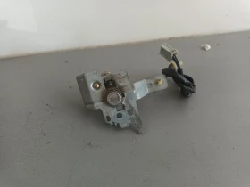 Патрон ,ключалка преден ляв хонда акорд 2.0 