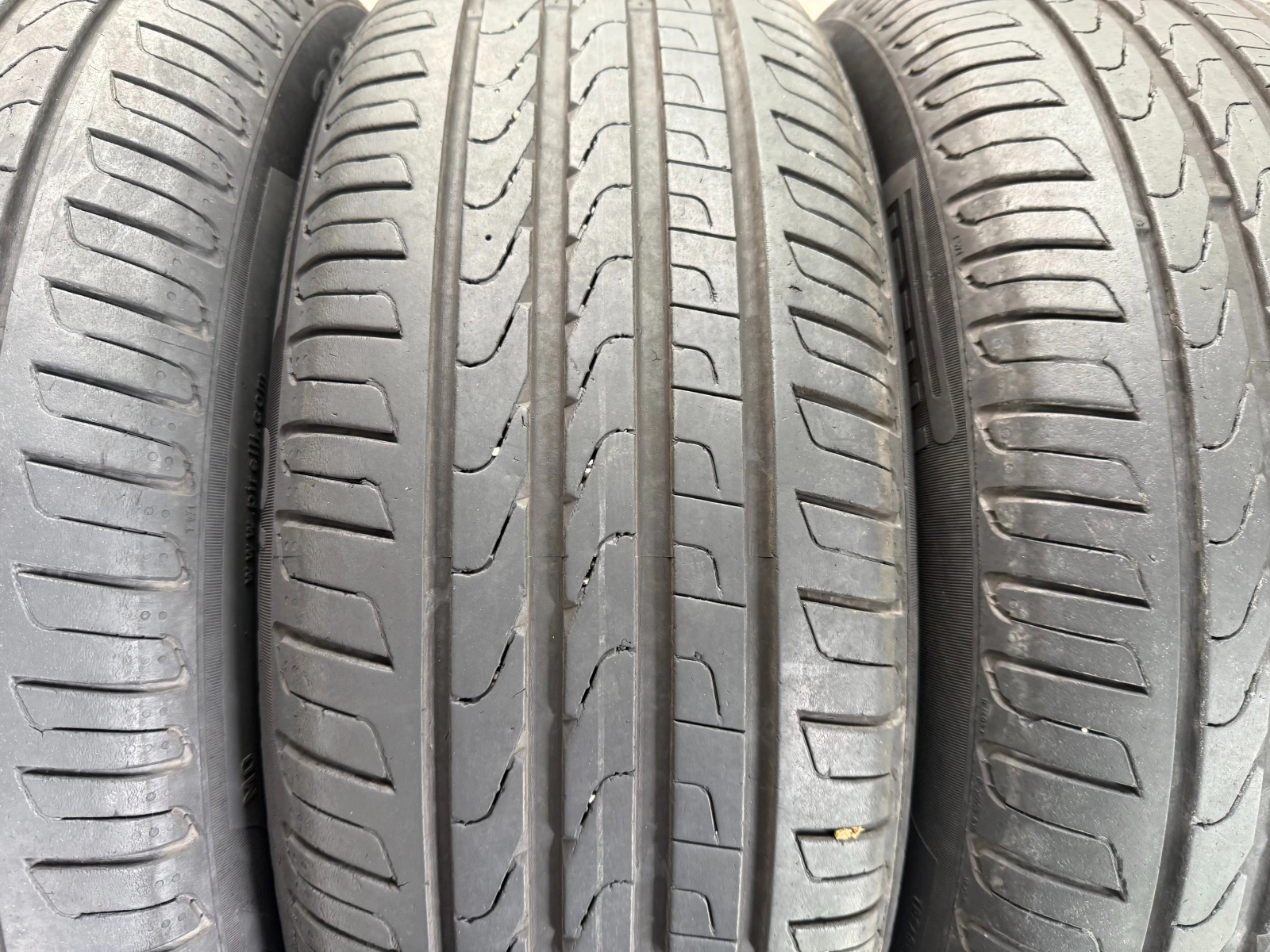 Гуми Летни 205/55R17, снимка 5 - Гуми и джанти - 54608211