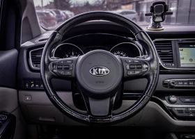 Kia Carnival 2.2CRDI-ТОП-6М.ГАР.РЕАЛНИ КМ., снимка 9