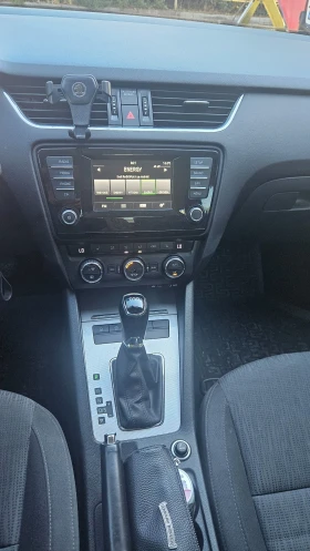 Skoda Octavia 1.6 - 7800 € / 15255.47 лв. - 79717170 9