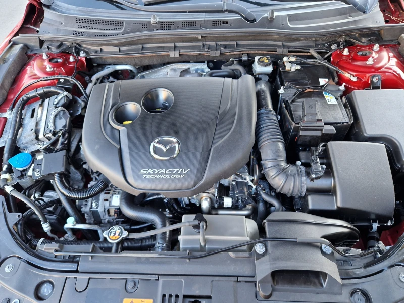 Mazda 3 2.2D SKYACTIV SPORT* FULL*  ОТЛИЧНА, снимка 15 - Автомобили и джипове - 47596381