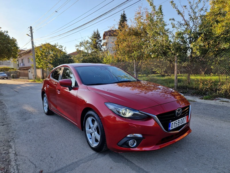 Mazda 3 2.2D SKYACTIV SPORT* FULL*  ОТЛИЧНА, снимка 3 - Автомобили и джипове - 47596381