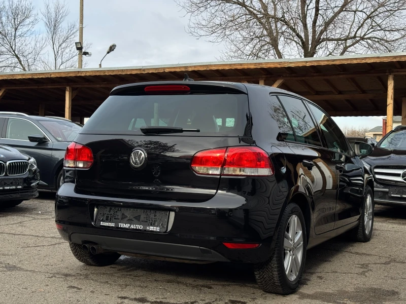 VW Golf 2.0TDI* 140к.с* DSG* С ПЪЛНА ИСТОРИЯ В VW, снимка 3 - Автомобили и джипове - 48472703