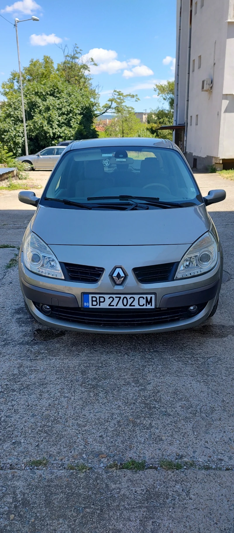 Renault Scenic, снимка 9 - Автомобили и джипове - 48647409