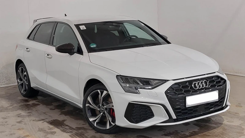 Audi A3 S-line/45TFSI e/Plug-in-Hybrid/Keyless/Virtual, снимка 6 - Автомобили и джипове - 49320456