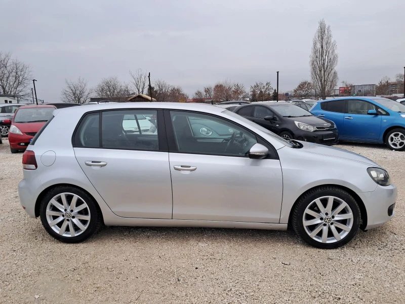 VW Golf 2.0TDI COMMON RAIL, DSG, НАВИГАЦИЯ , снимка 4 - Автомобили и джипове - 49341445