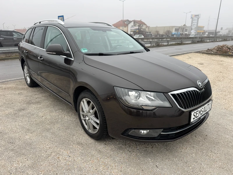 Skoda Superb 2.0TDI* 4X4* EURO5, снимка 3 - Автомобили и джипове - 53293657