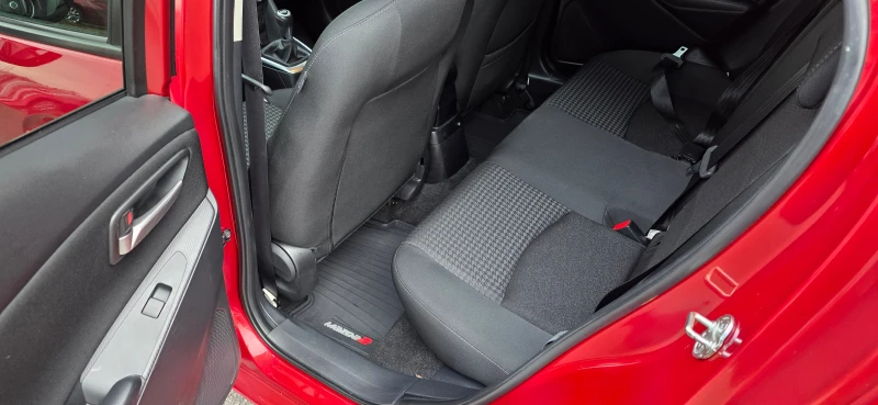 Mazda 2 TAKUMI, снимка 15 - Автомобили и джипове - 53382003