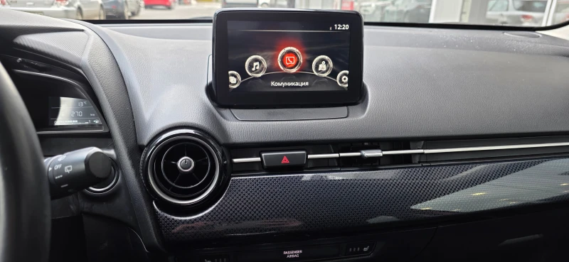 Mazda 2 TAKUMI, снимка 10 - Автомобили и джипове - 53382003