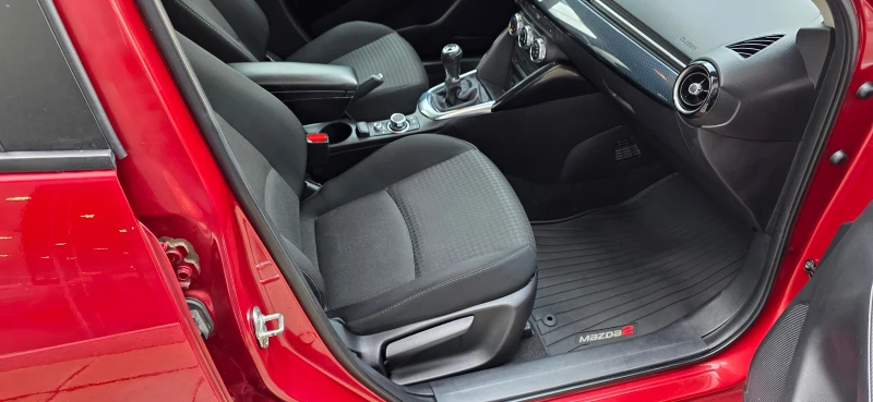 Mazda 2 TAKUMI, снимка 17 - Автомобили и джипове - 53382003