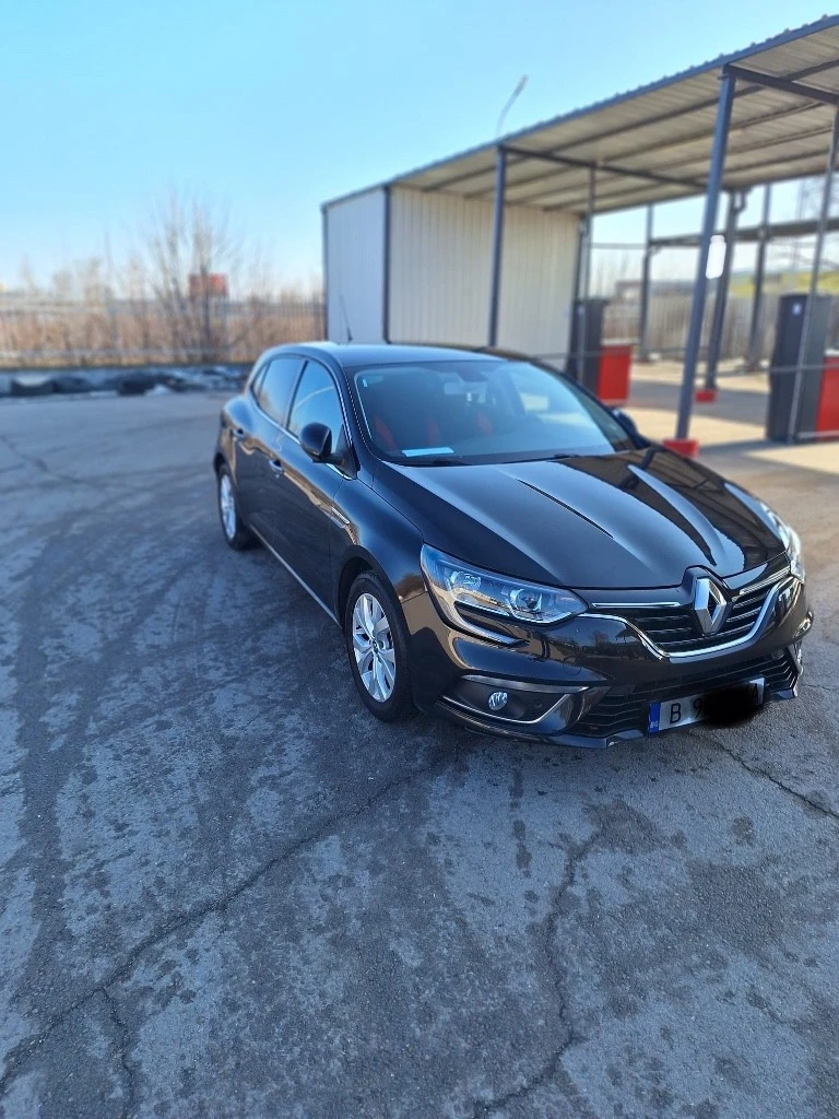 Renault Megane 1.33 TCE, снимка 1 - Автомобили и джипове - 49135778