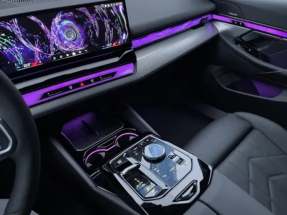 BMW 530 e M-Sport = NEW = Гаранция, снимка 11 - Автомобили и джипове - 53857101