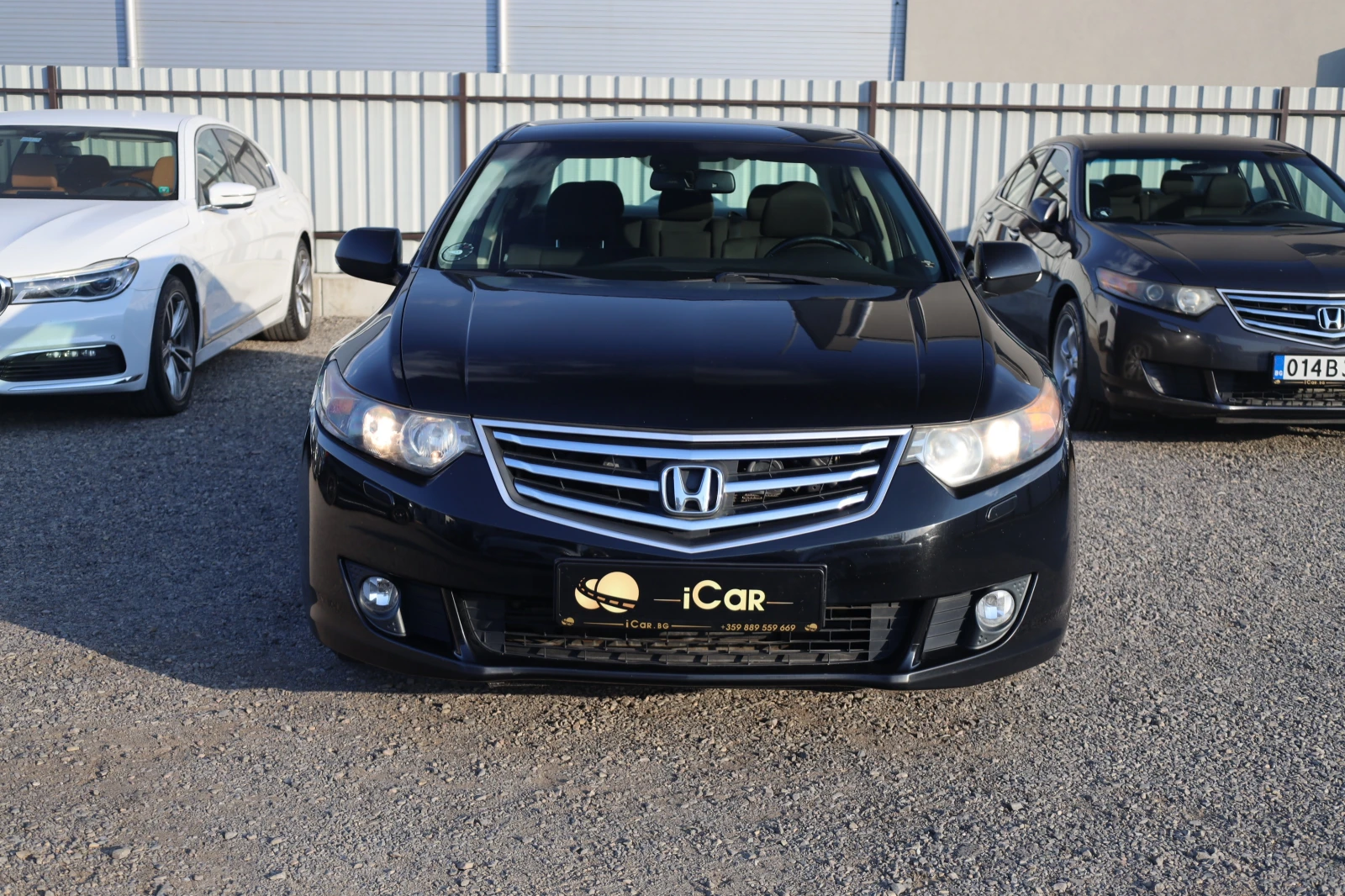 Honda Accord 2.0 i-VTEC Elegance* Подгрев* Теглич* Климатроник  - изображение 3