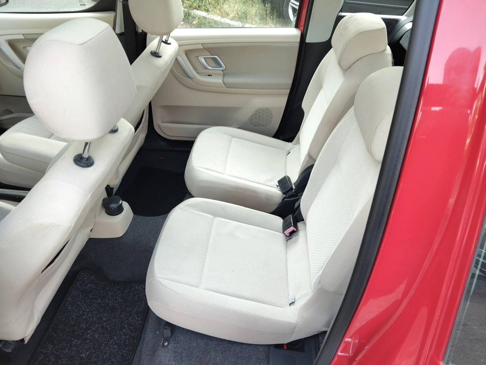 Skoda Roomster 1, 9TDI 105ps - изображение 8